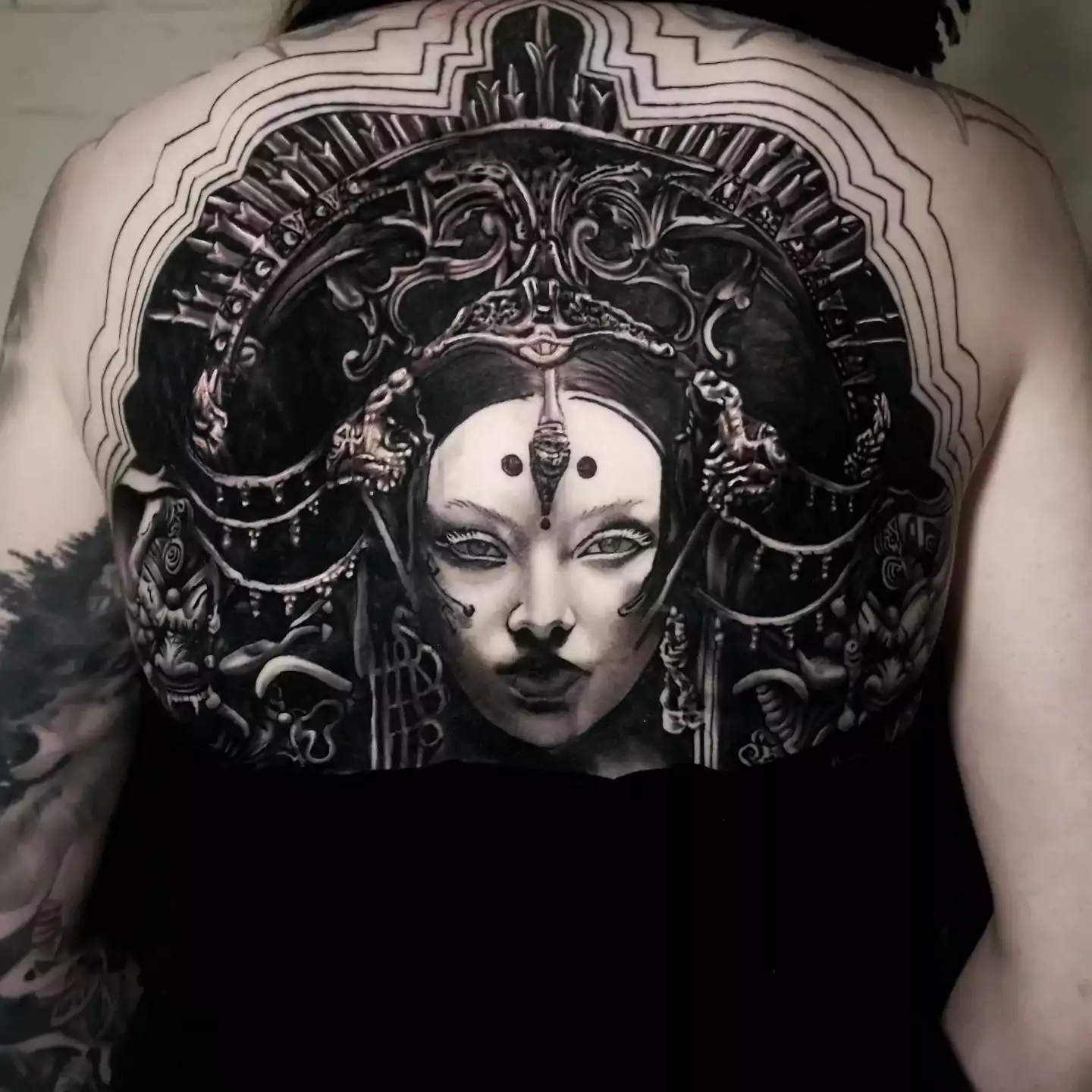 Leah Breach Tattooist - Image One